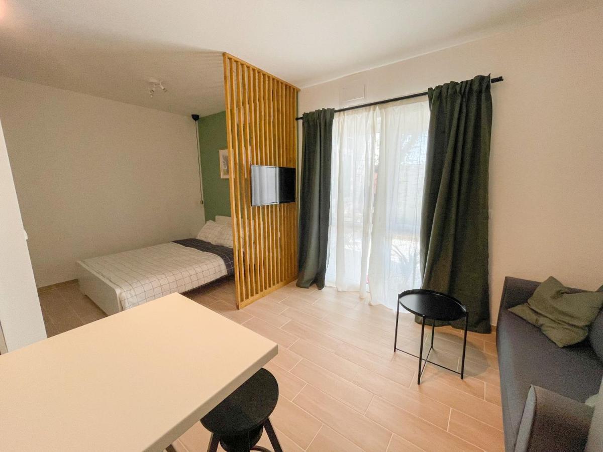 Modern Studio Overlooking Downtown Makarska Eksteriør billede