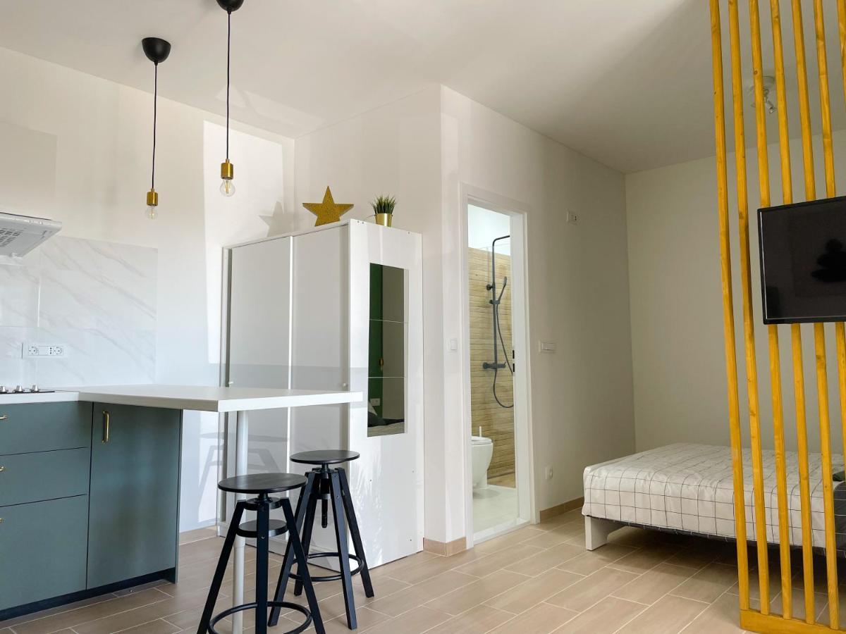 Modern Studio Overlooking Downtown Makarska Eksteriør billede